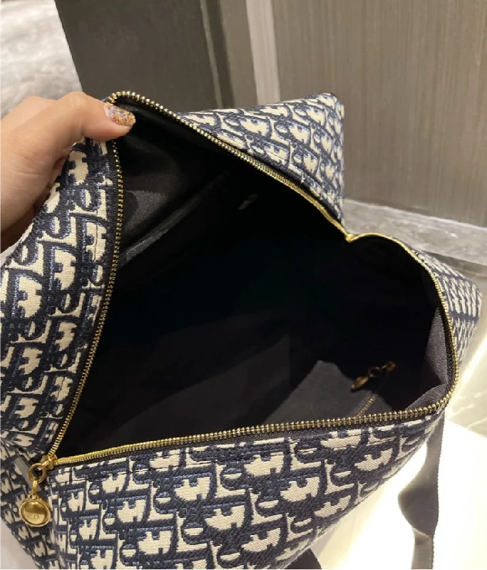 Large woman Dior handbag